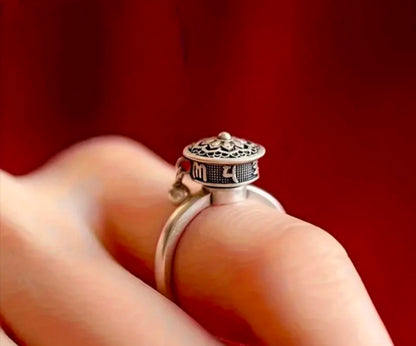 Anxiety Ring For Calm & Focus - 360 Degree Fidget Spinning Ring | BreatheBuddy®