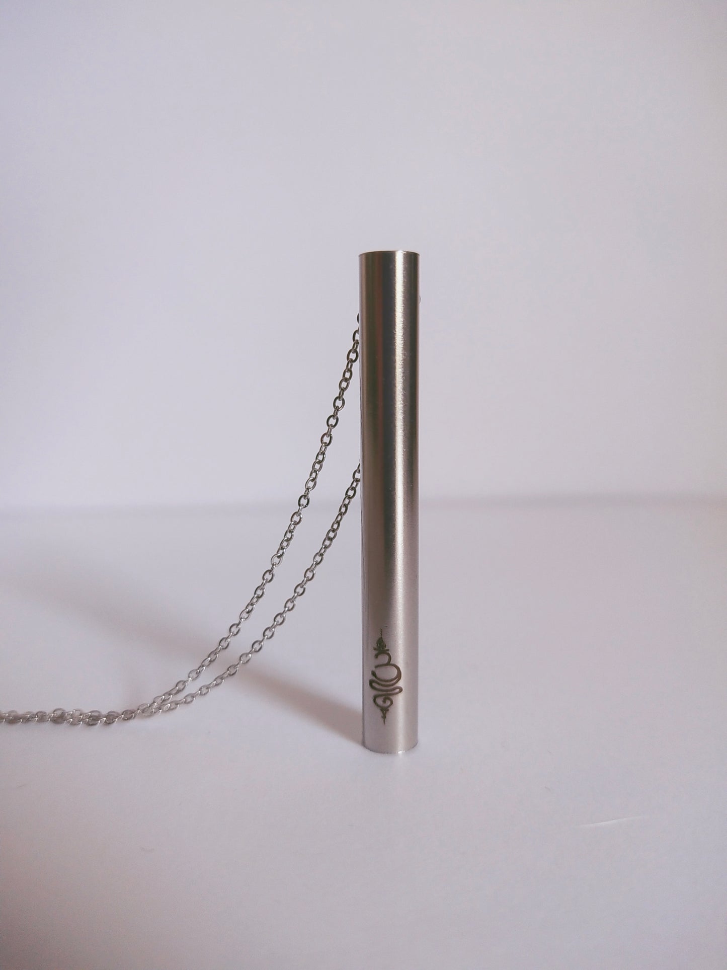 Breathing Necklace Australia - Stop Vaping Necklace - Anxiety Relief - Stainless Steel Silver - BreatheBuddy
